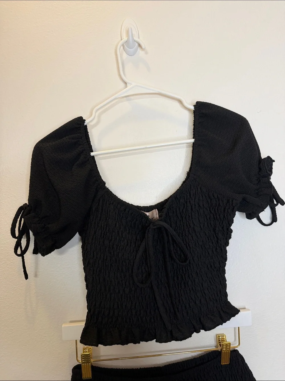 Black Smocked Puff-Sleeve Crop Top & Tiered Mini Skirt Set - Women